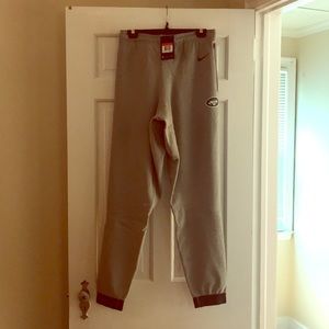 Large Men’s Nike Jets Sweats (NWT)